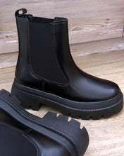 Load image into Gallery viewer, Gjysem Cizme