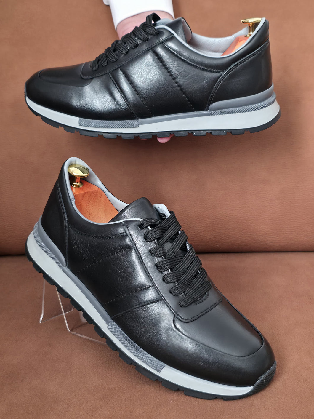 Kepuce, Atlete per meshkuj