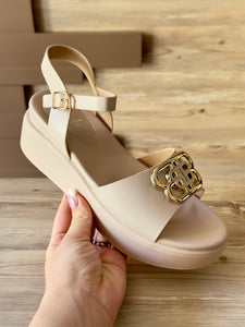 Sandale