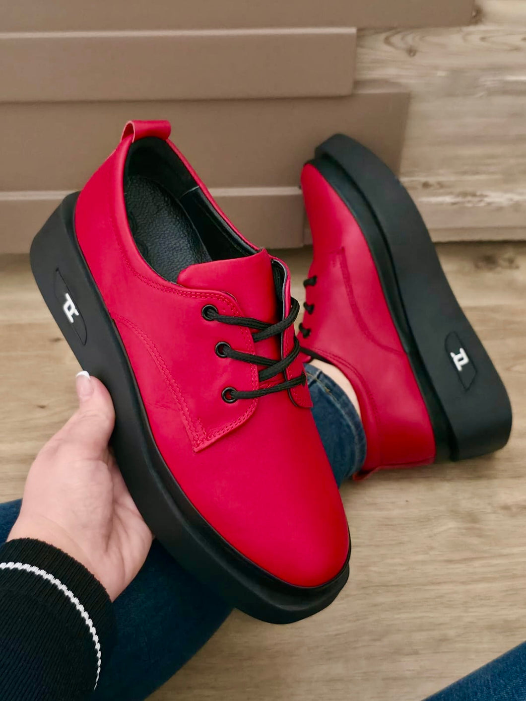 Kepuce 100% Lekure e Kuqe