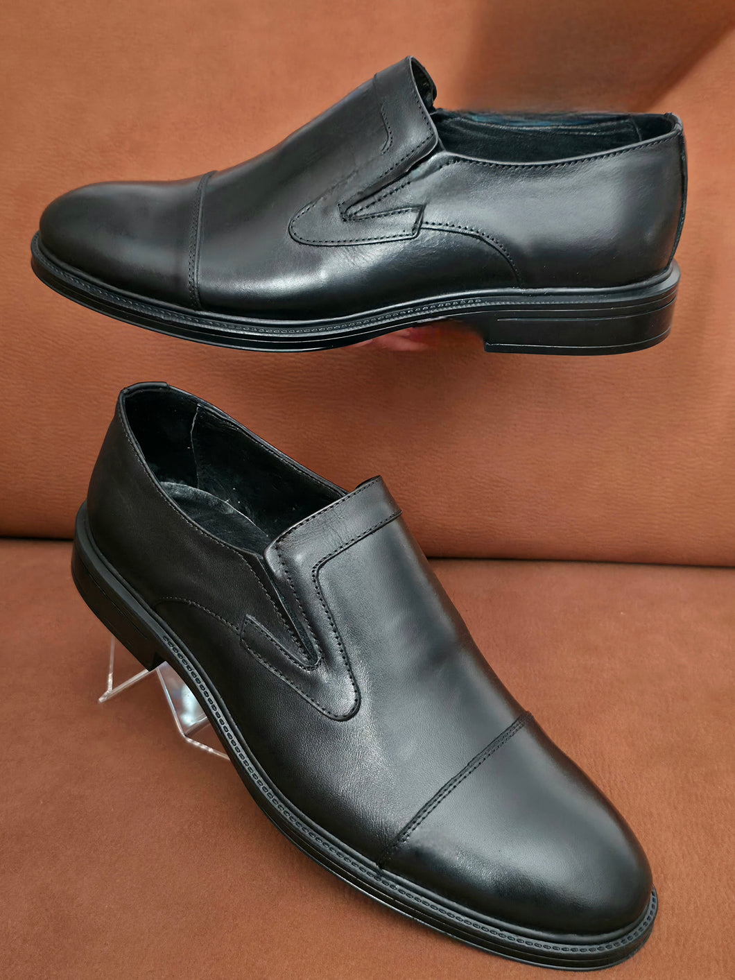 Kepuce 100 % Lekure pa lidhese